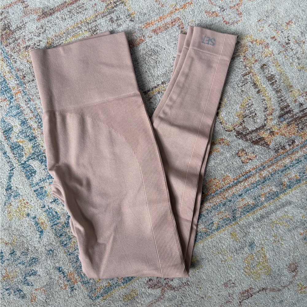 NWOT SET Active Leggings